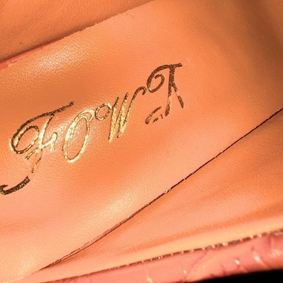 FOWT Crocodile Embossed Mules Chunky Stacked Heel Pointed Toe brown size 7 - Picture 16 of 16